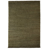 Mojave vloerkleed van Armadillo, met de hand geknoopt van 100% natuurlijke jute volgens een Indo-Nepalese Tibetaanse weeftechniek, verkrijgbaar in Cashew, Laurel Green en Natural kleuren, met een unieke textuur die warmte en karakter aan interieurs toevoegt.