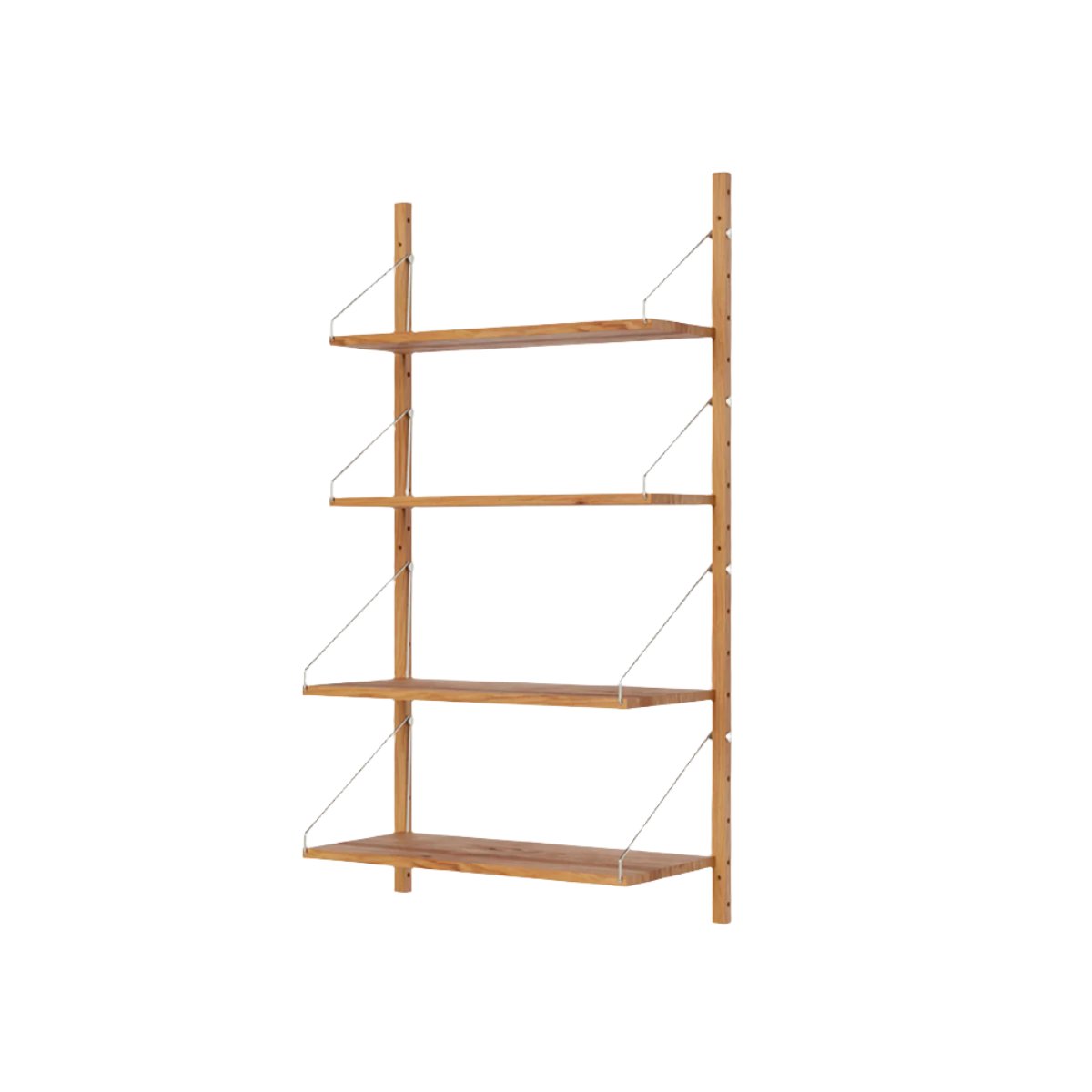 Frama Shelf Library wandrek in natural oak met metalen beugels, verstelbare planken en wandmontage.