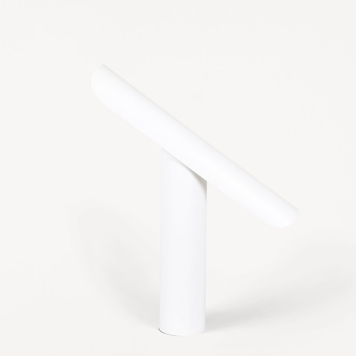 T-Lamp van Frama in white