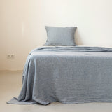 cloudy blue linnen laken