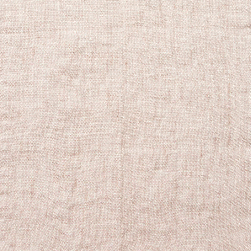 Roze linen cushion