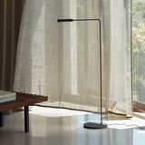 Flo floor lamp