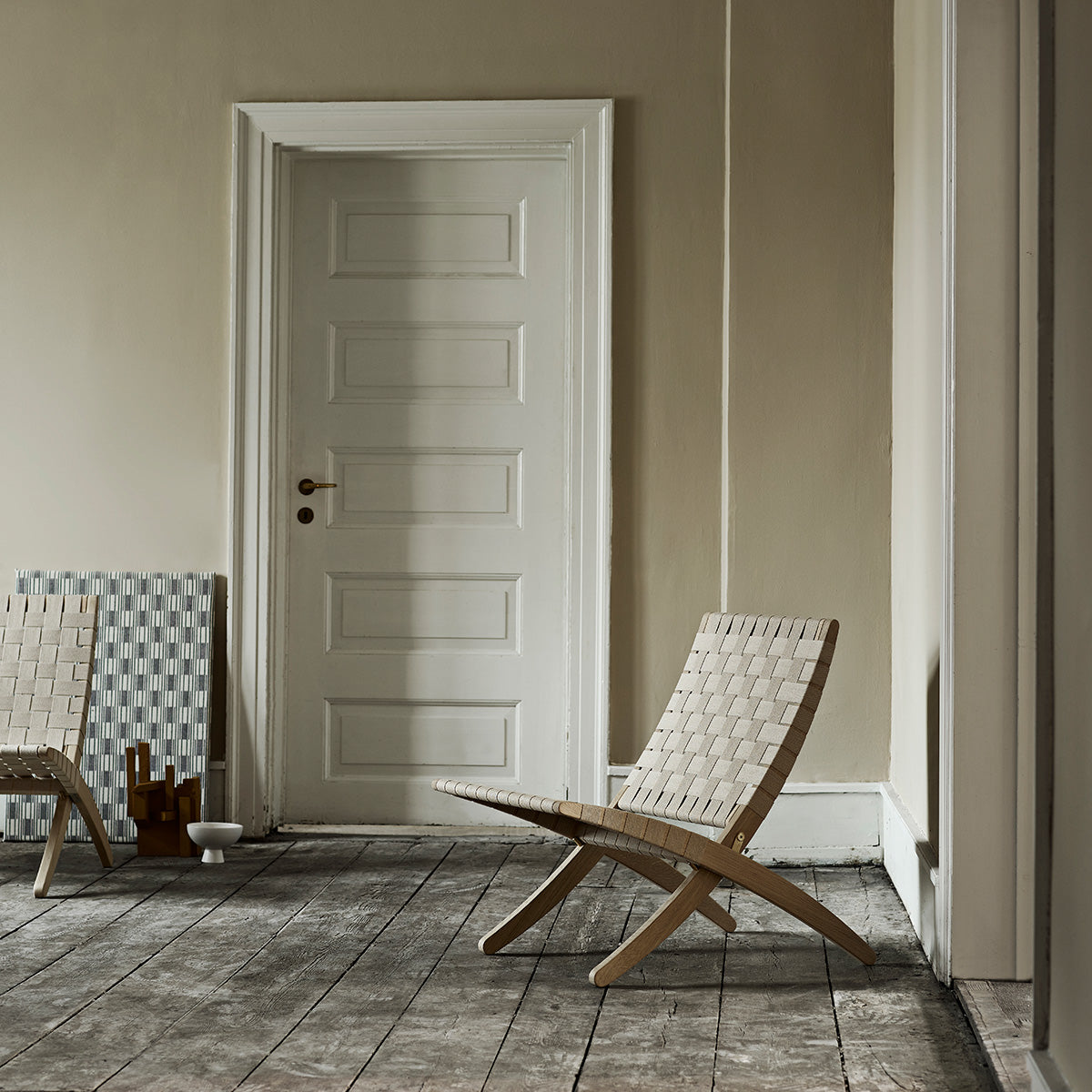 handcrafted design by Carl Hansen & Søn