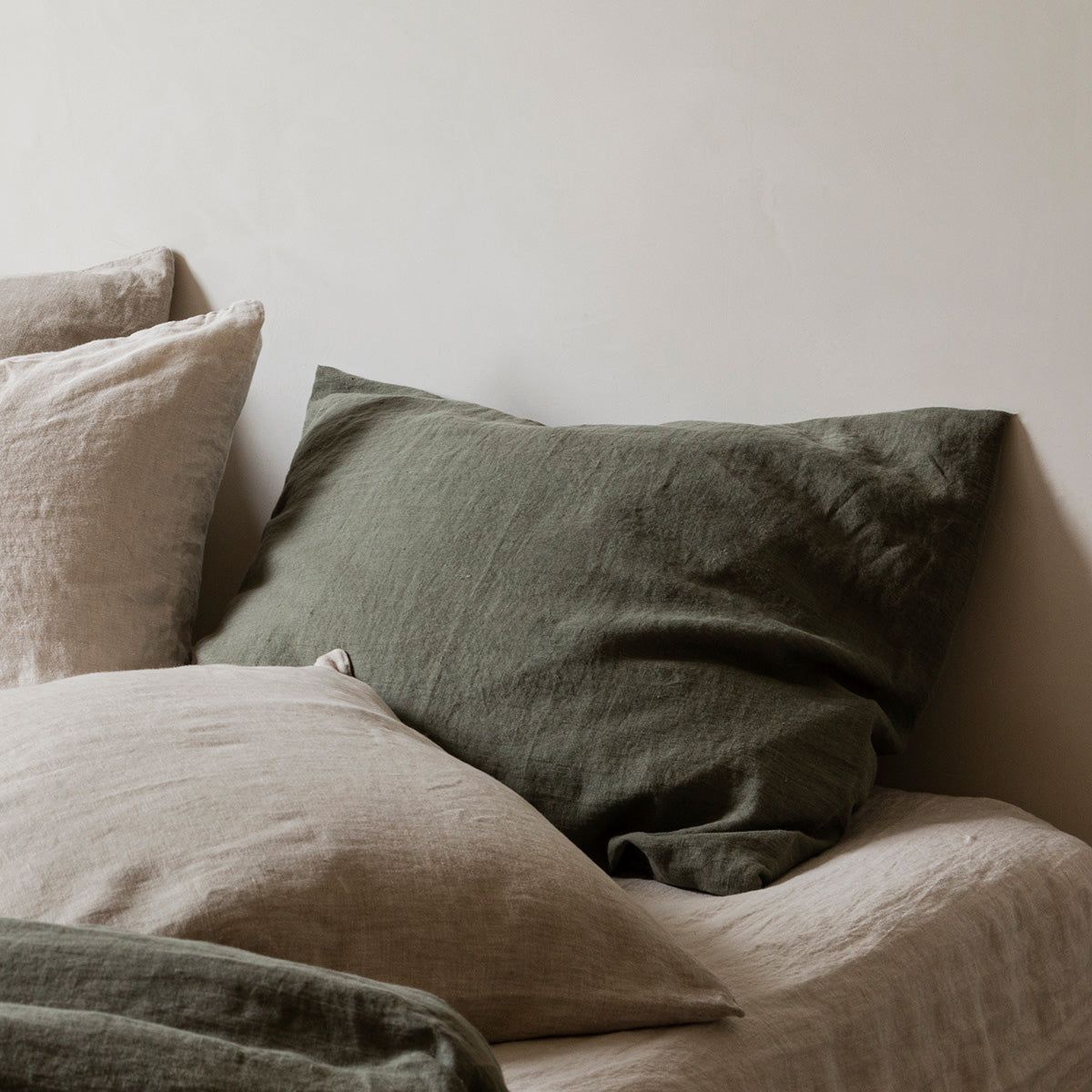 Olive linen get the look By Mölle