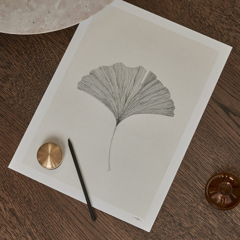 By Mölle kunst print van Ana Frois, Ginkgo leaf detail