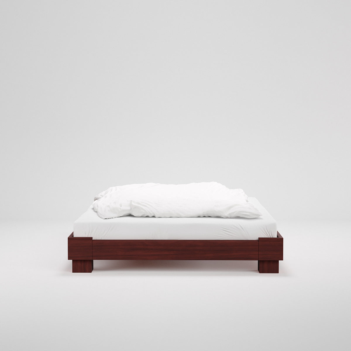 Cubico massief houten bedframe in de kleur donker amber.