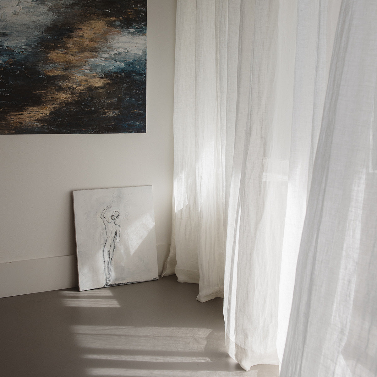 By Mölle linnen gordijn stof staal inbetween warm white