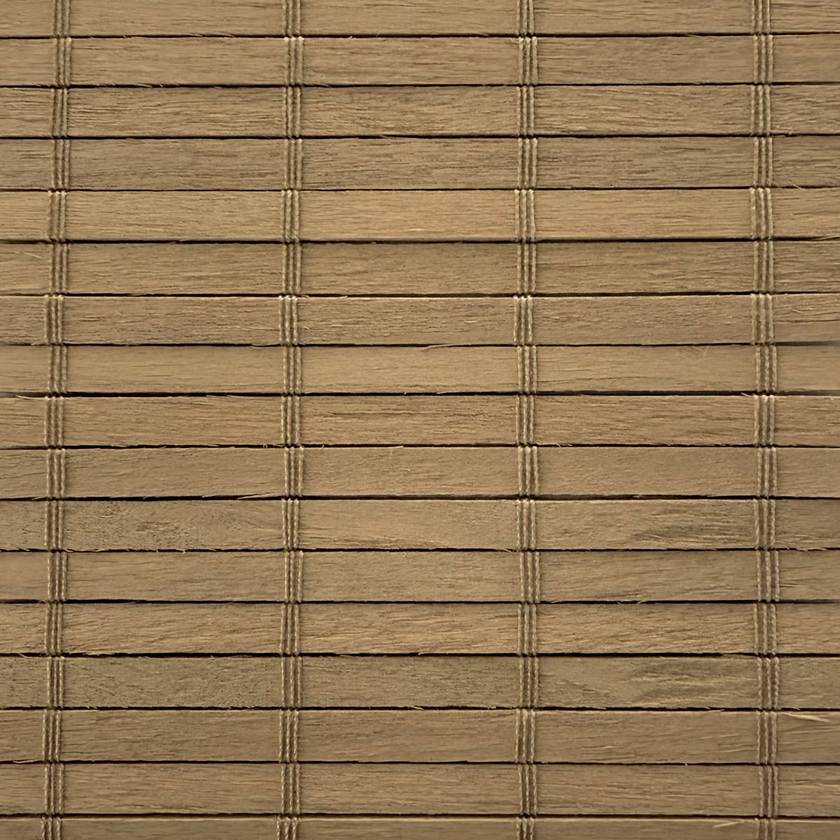 Sample van woven wood in de kleur oak.